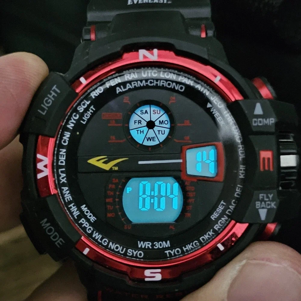 Everlast Sport Digital‎ Men's Watch 52MM Black Case Plastic Bands New Battery